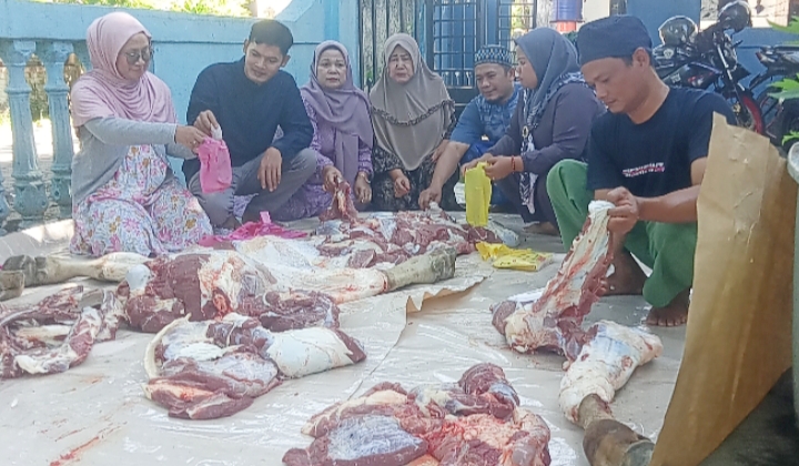 Owner PT Auristella Catering Rutin Berbagai Qurban Setiap Tahun, Ingin Berbagi Lebih Banyak Untuk Karyawan Dan Warga Sekitar 