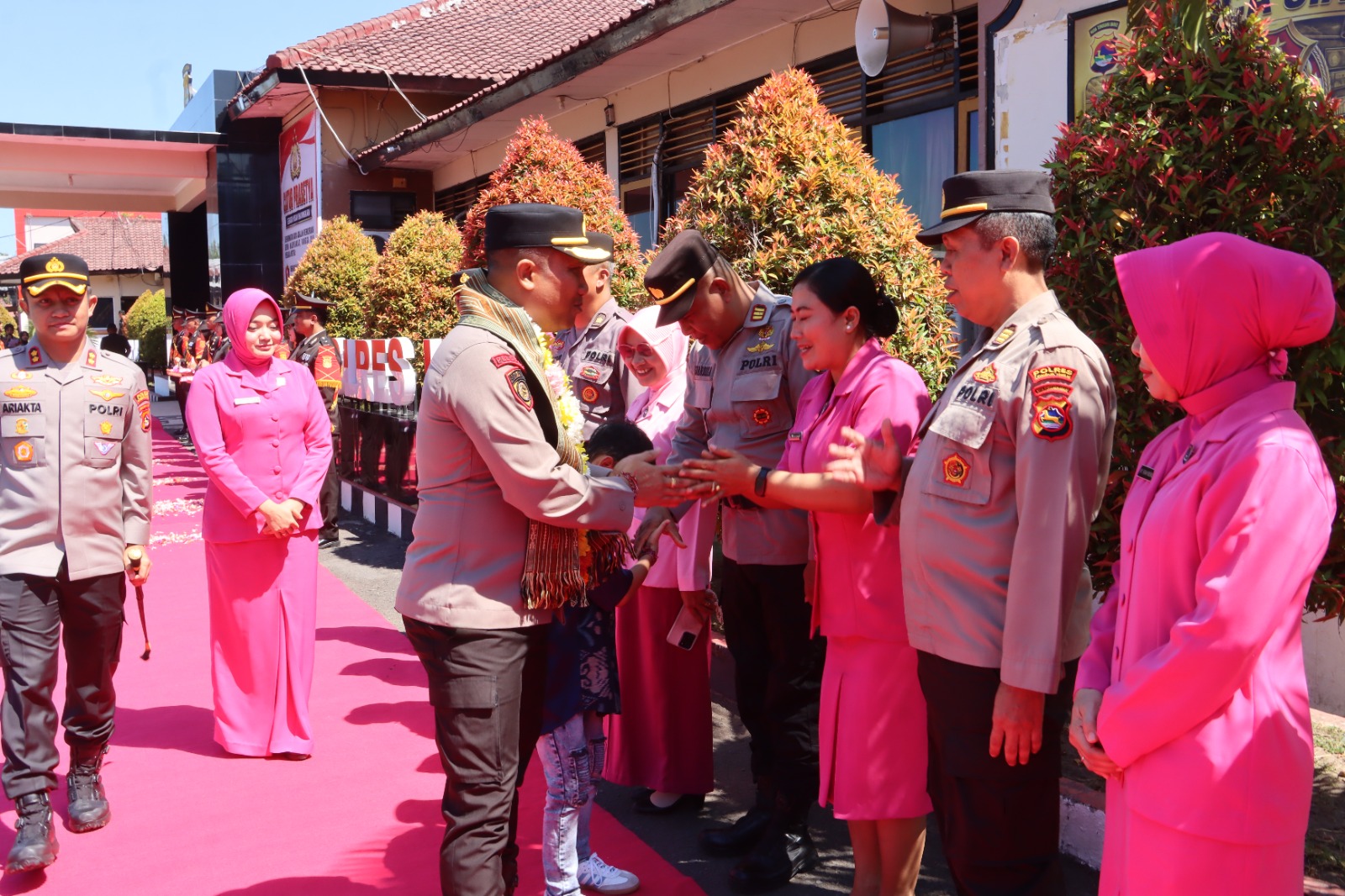 Tongkat Komando Polres Lombok Timur Berpindah, AKBP Ariakta Gagah Nugraha Siap Hadirkan Kepemimpinan Baru