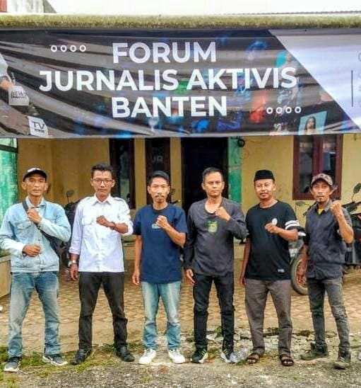 FORJA BANTEN & GWI DPD BANTEN PERTANYAKAN LEGALITAS DAPUR MBG MENES.